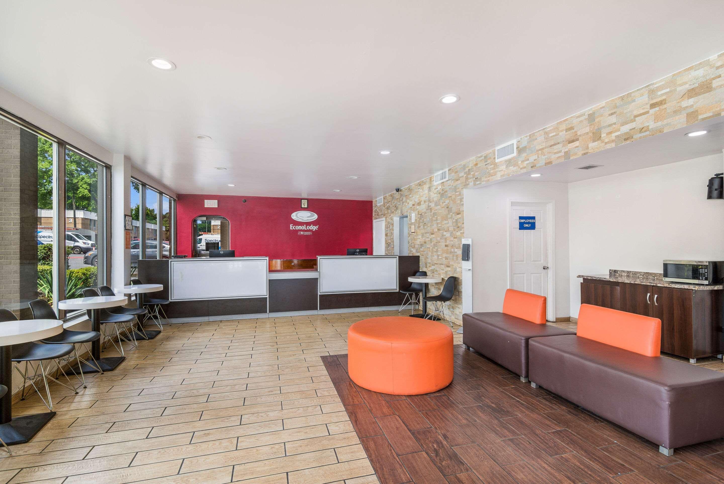 Econo Lodge Airport Near Billy Graham Parkway 샬럿 외부 사진