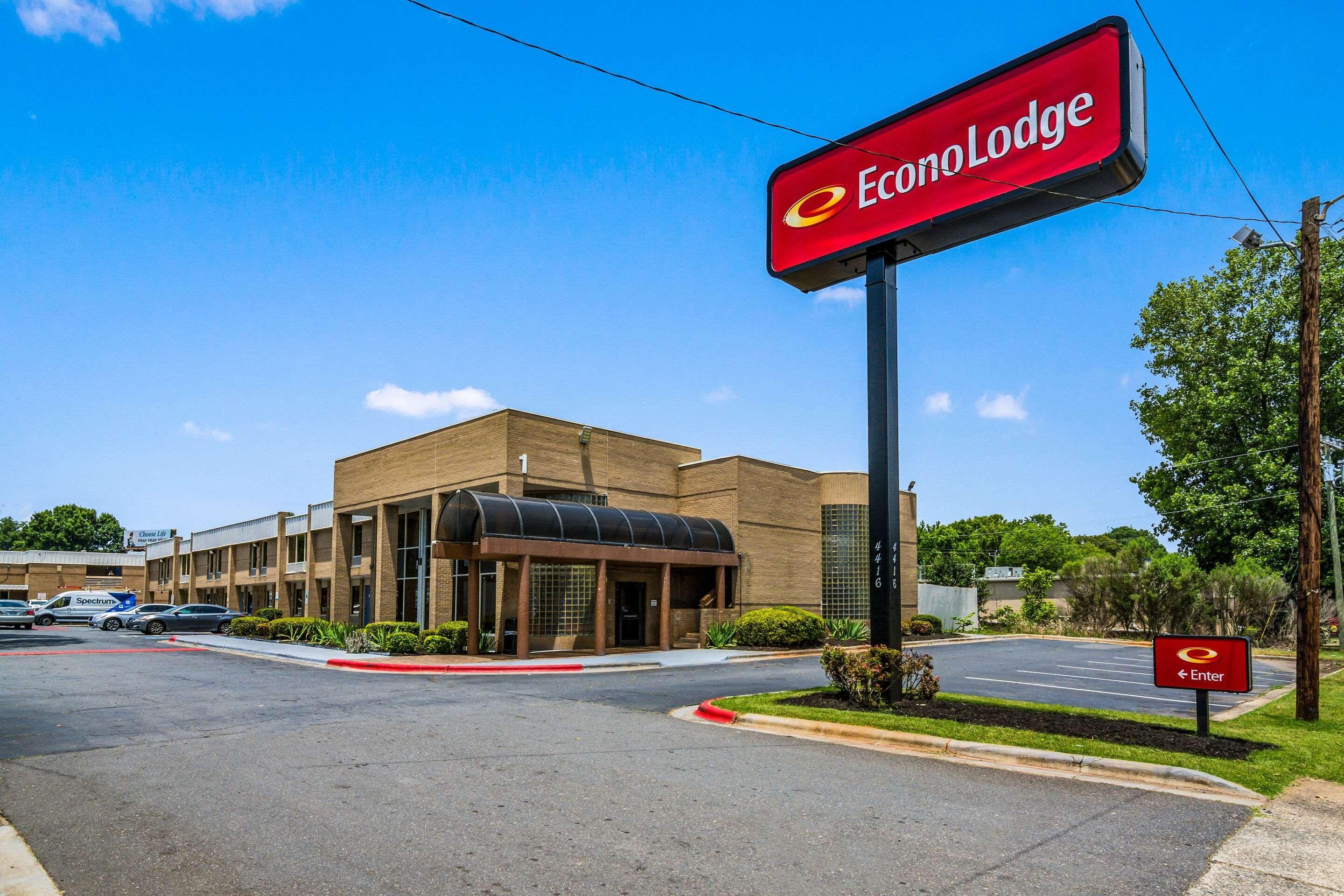 Econo Lodge Airport Near Billy Graham Parkway 샬럿 외부 사진