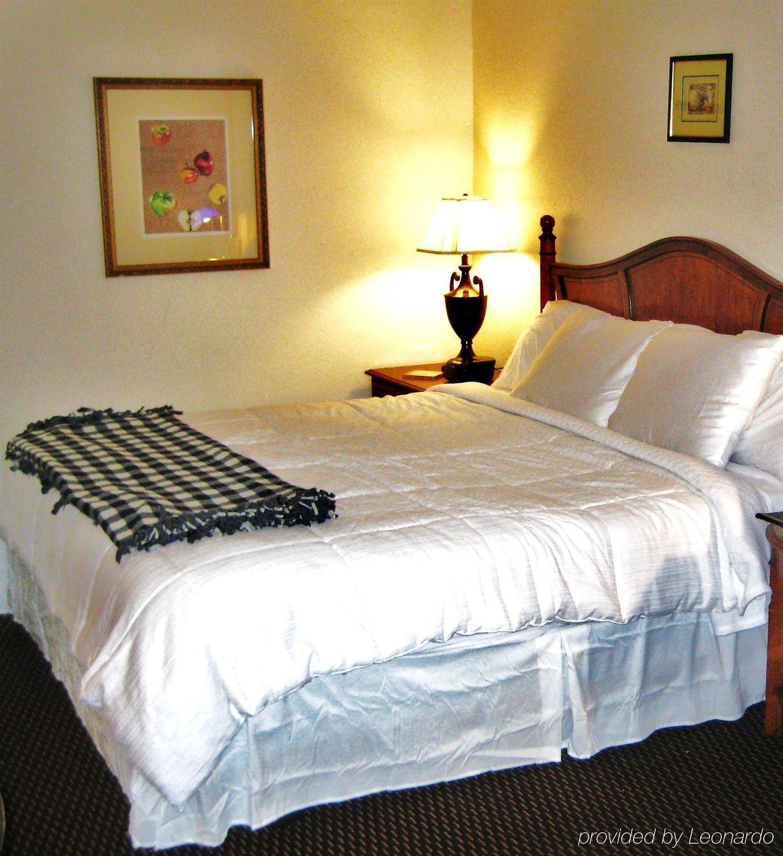 Econo Lodge Airport Near Billy Graham Parkway 샬럿 객실 사진